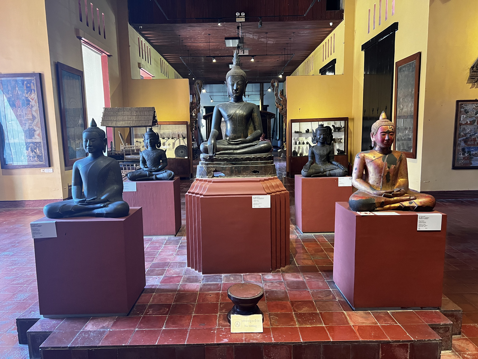 Picture Cambodia Phnom Penh Cambodia National Museum 2024-01 288 - Road Cambodia National Museum