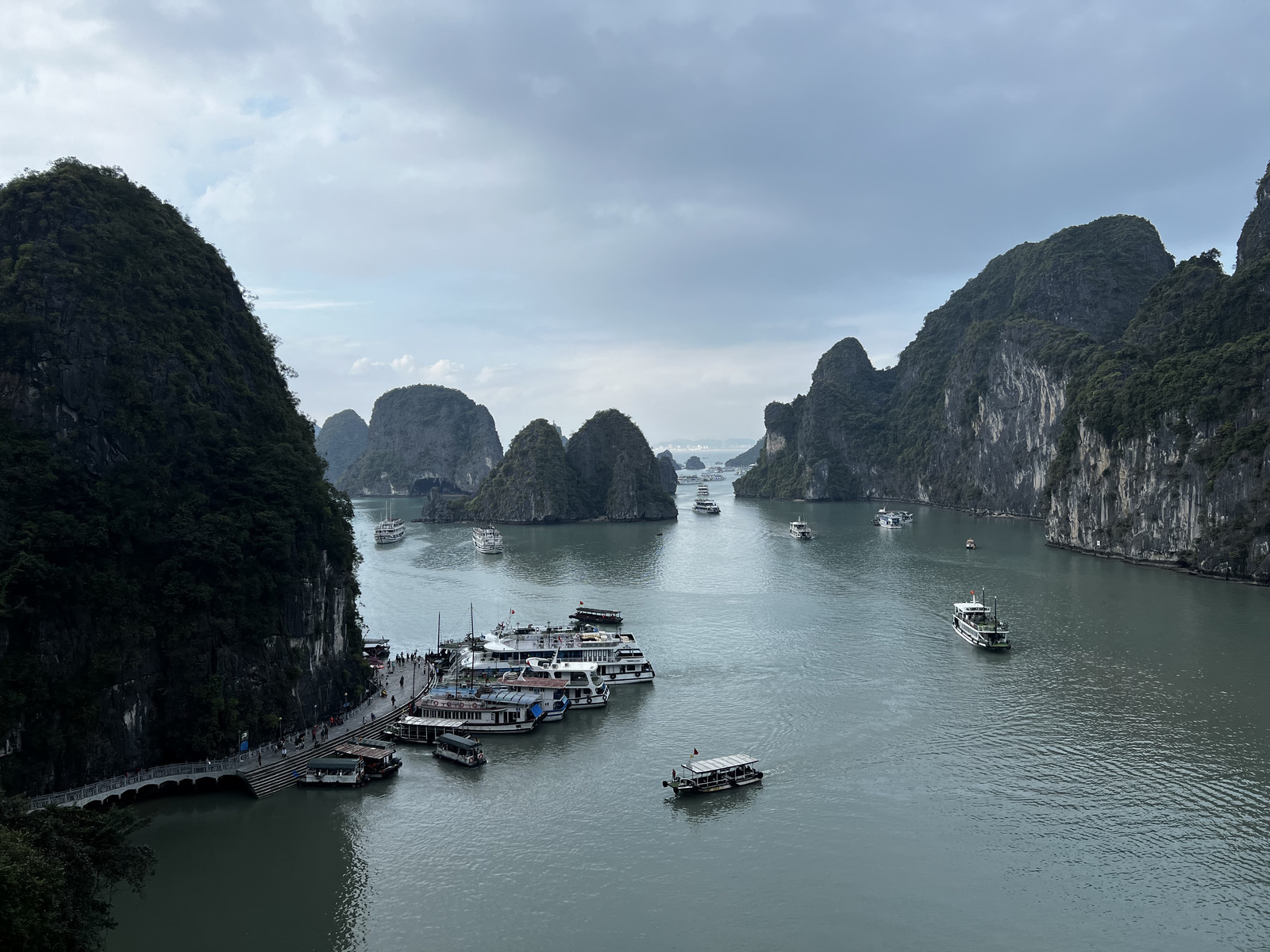 Picture Vietnam Ha Long Bay Sung Sot Cave 2024-01 45 - Picture Sung Sot Cave