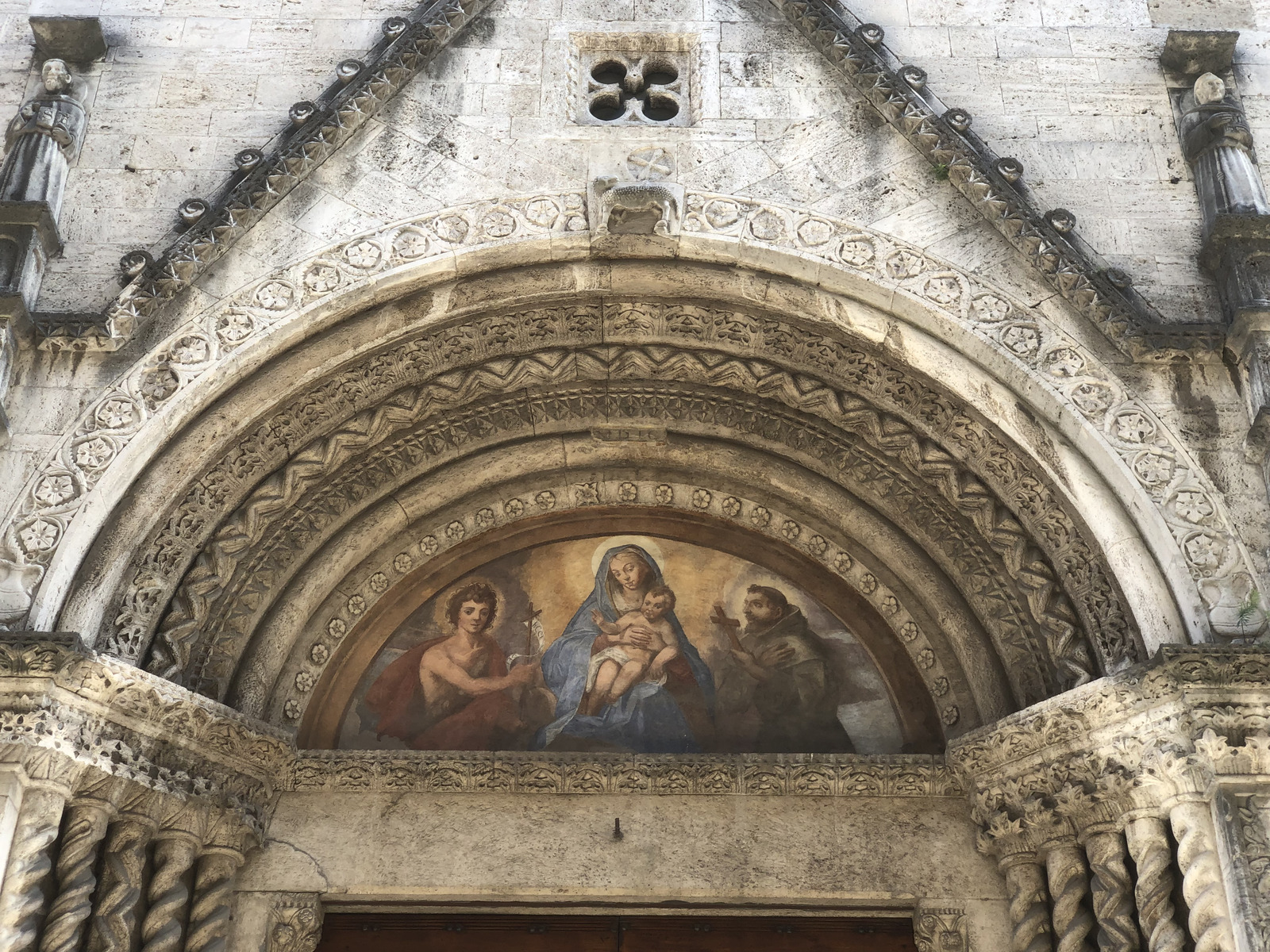 Picture Italy Ascoli Piceno 2024-09 50 - Store Ascoli Piceno