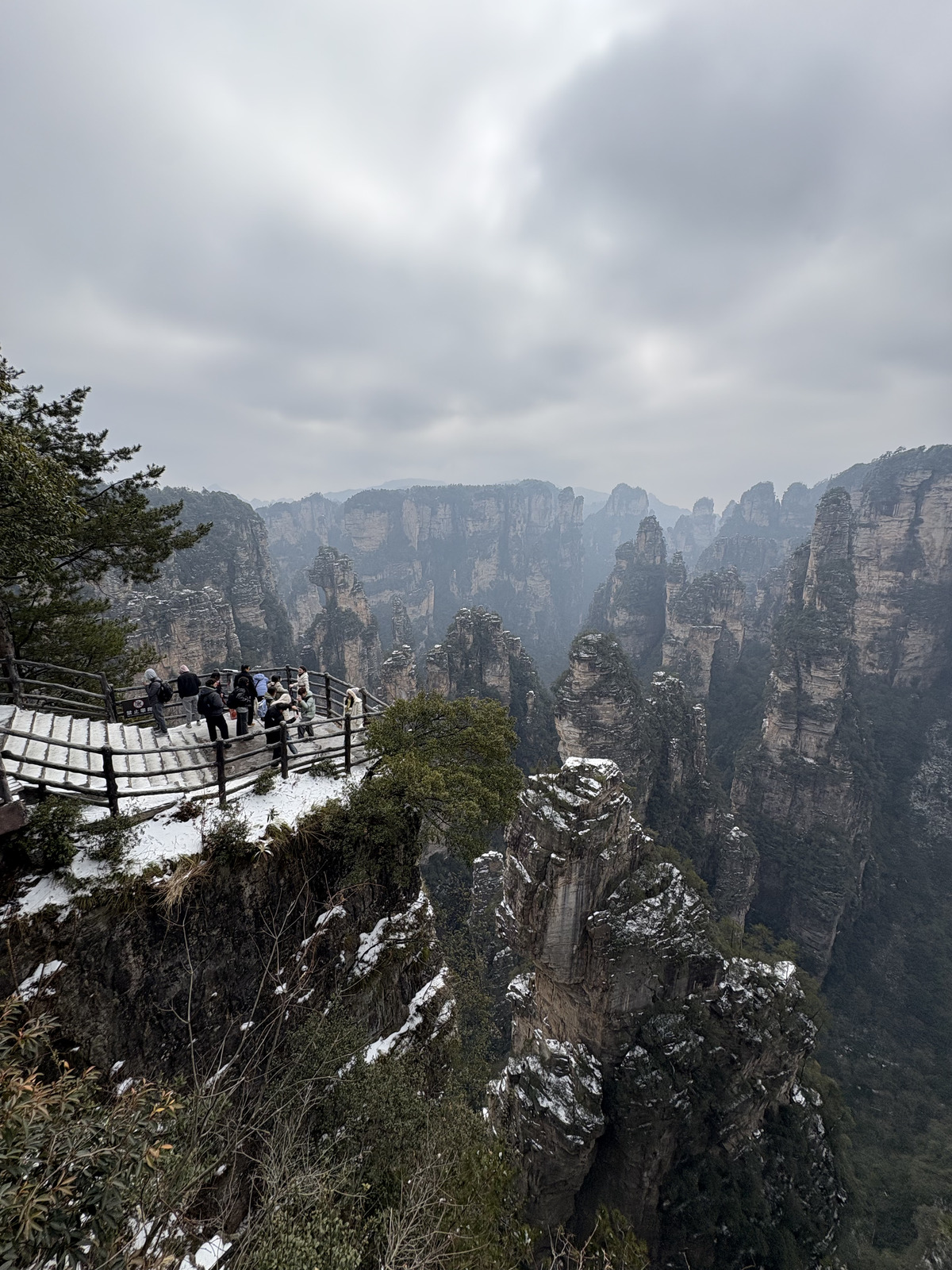Picture China Zhangjiajie 2026-01 23 - Trail Zhangjiajie