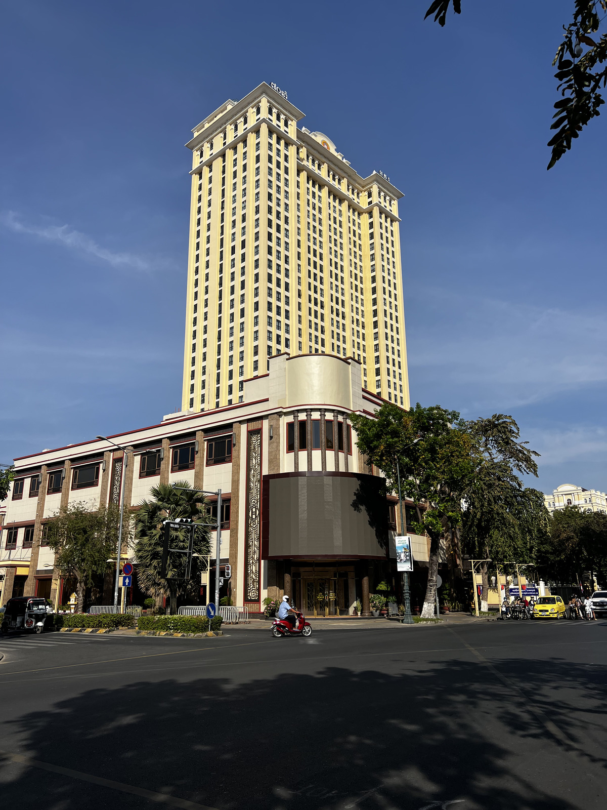 Picture Cambodia Phnom Penh 2024-01 57 - Shopping Mall Phnom Penh