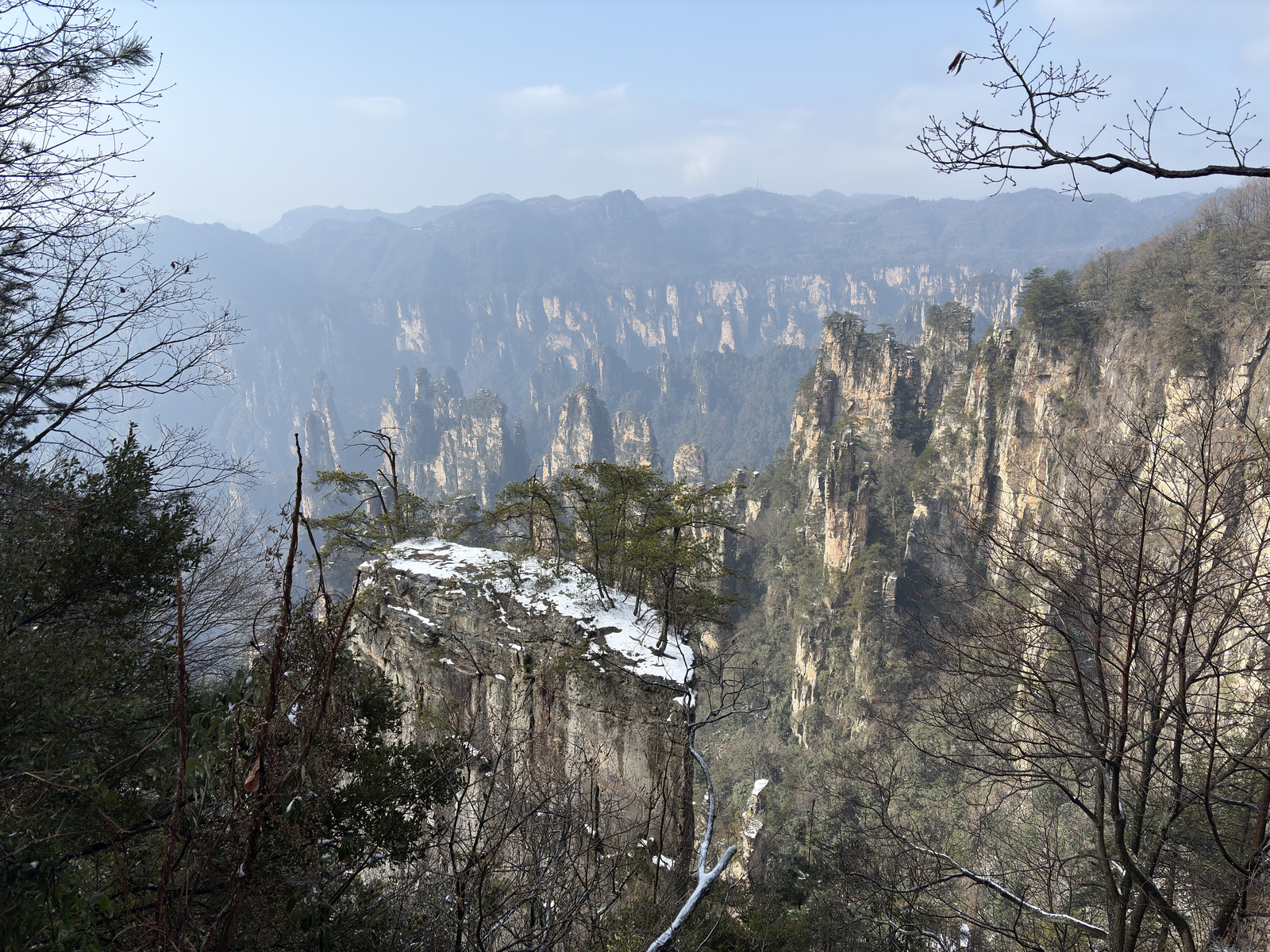 Picture China Zhangjiajie Tianzi Mountrain 2026-01 404 - Store Tianzi Mountrain