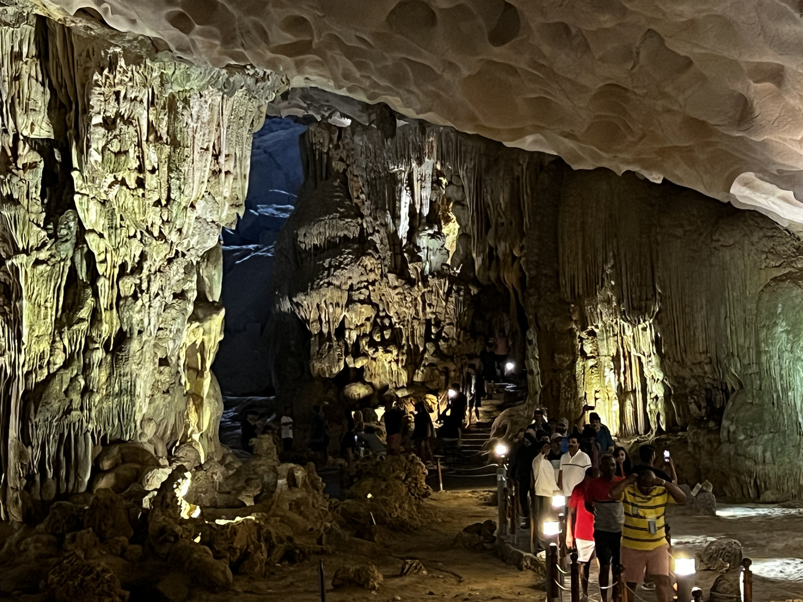 Picture Vietnam Ha Long Bay Sung Sot Cave 2024-01 57 - View Sung Sot Cave