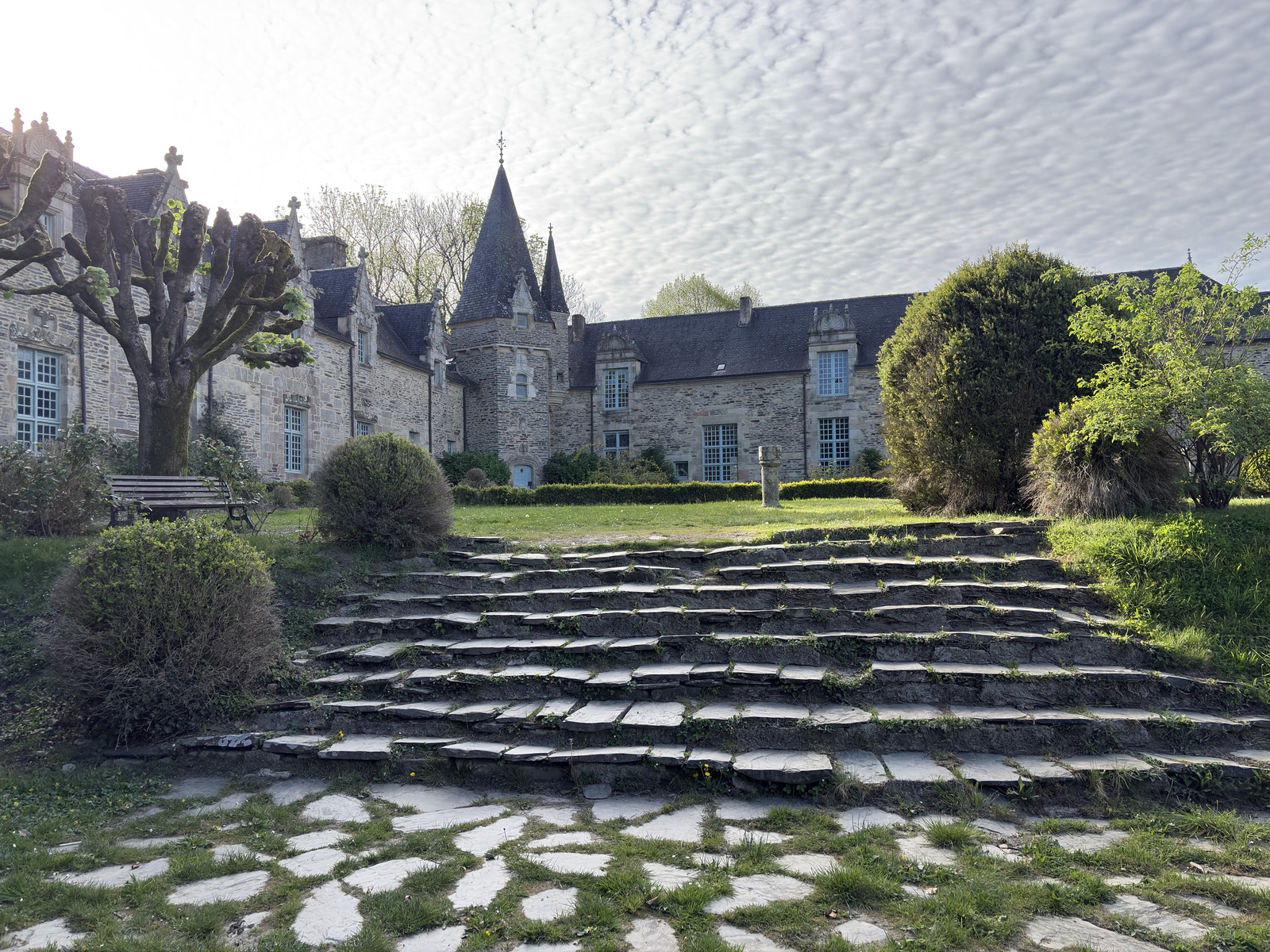 Picture France Rochefort en terre 2026-04 40