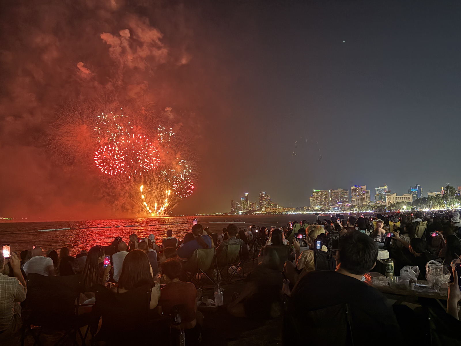 Picture Thailand Pattaya Fireworks 2024-12 57 - View Fireworks