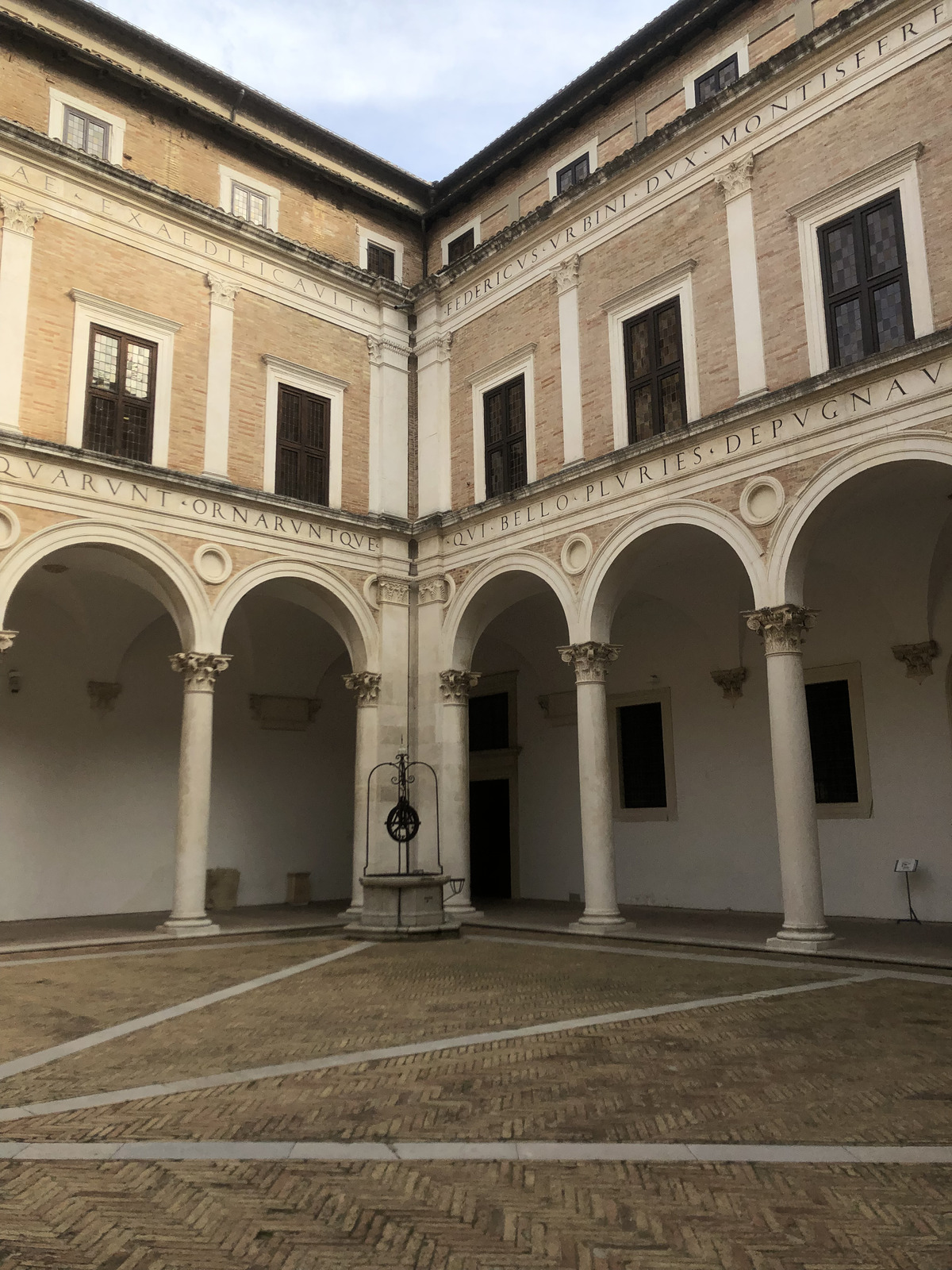 Picture Italy Urbino 2024-09 307 - Flights Urbino