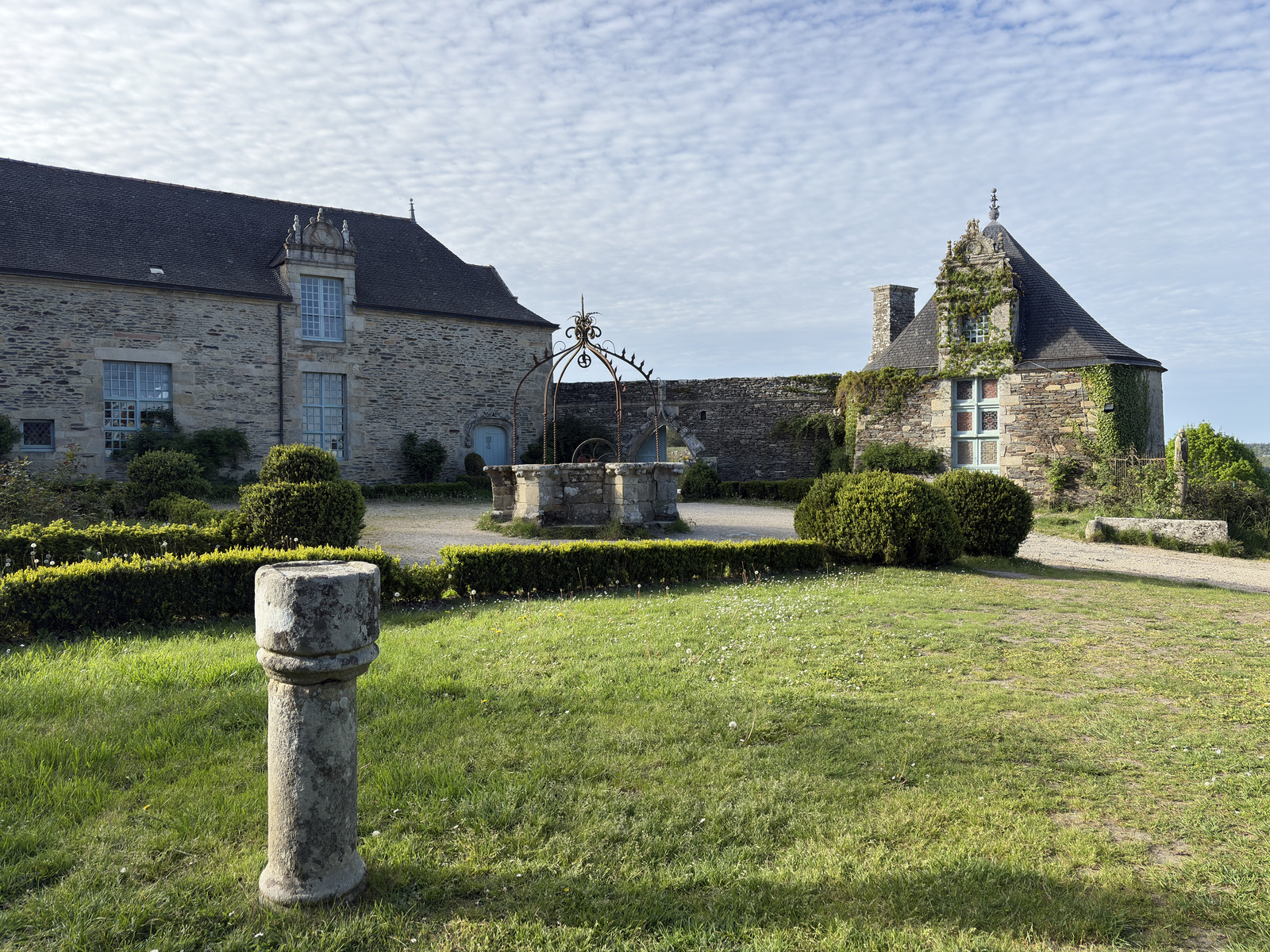 Picture France Rochefort en terre 2026-04 63