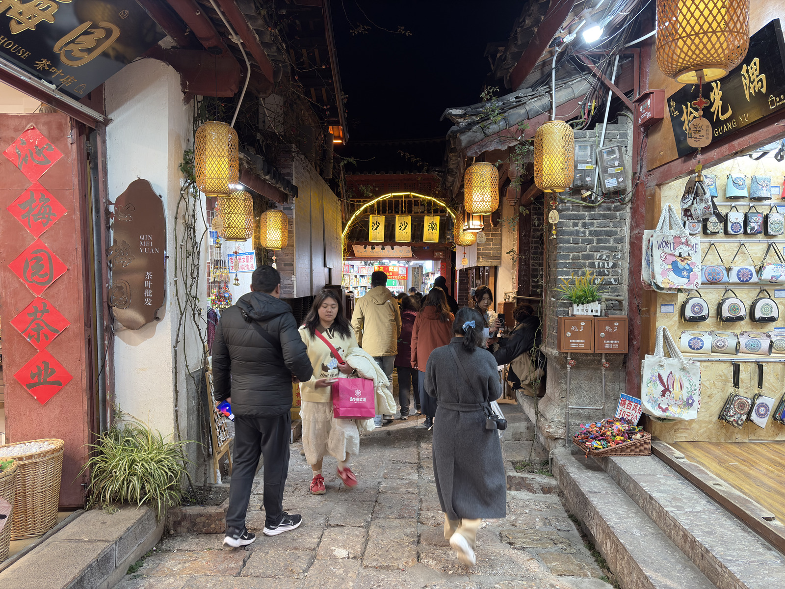 Picture China Lijiang 2026-01 704 - Car Rental Lijiang