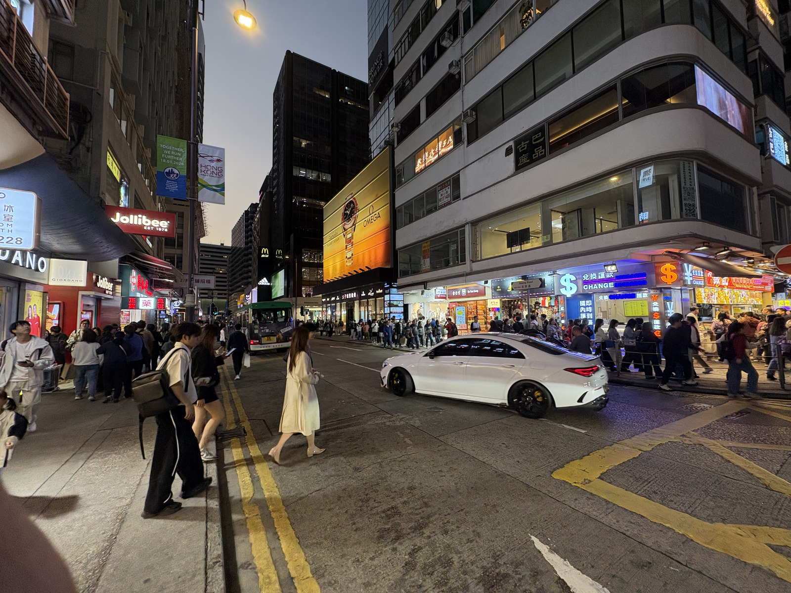 Picture Hong-Kong Tsim Sha Tsui 2026-01 43 - Photographers Tsim Sha Tsui