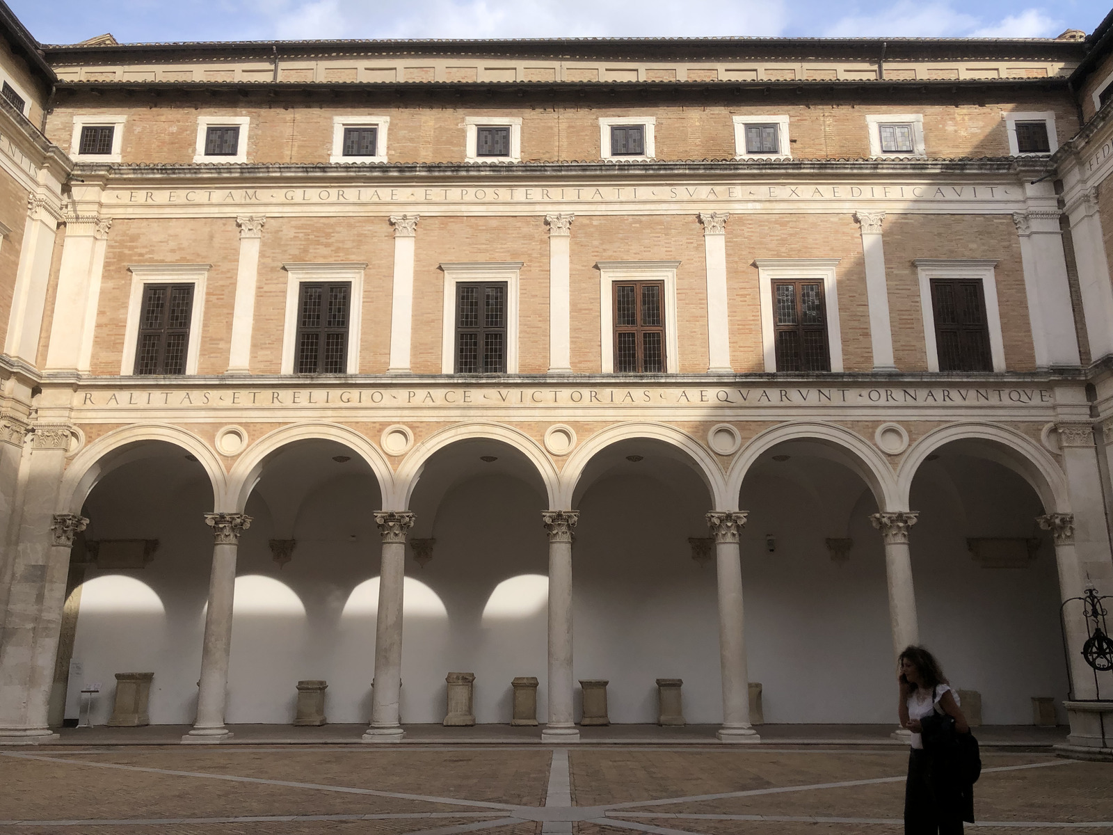 Picture Italy Urbino 2024-09 500 - Sight Urbino