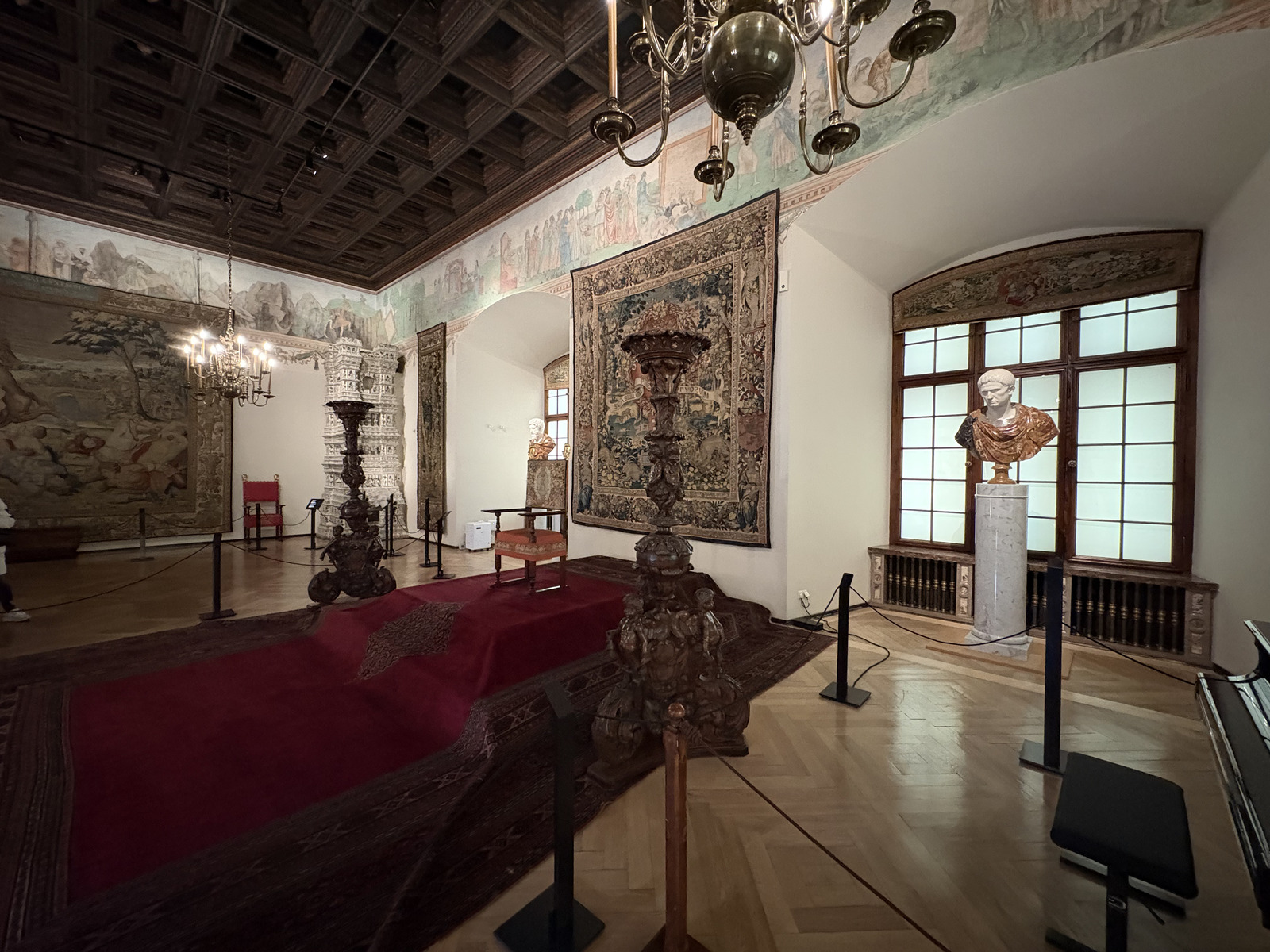 Picture Poland Krakow Wawel castle 2026-09 182