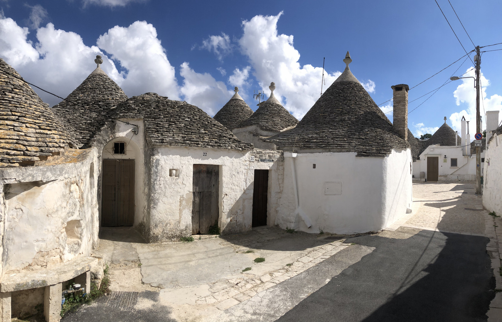 Picture Italy Alberobello 2024-09 48 - Car Rental Alberobello