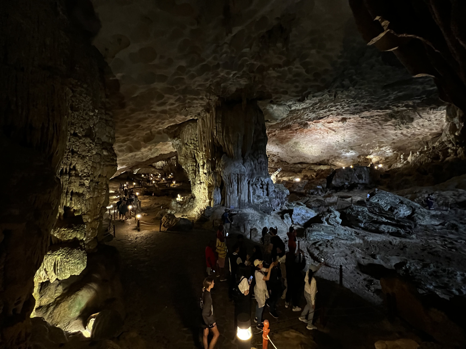 Picture Vietnam Ha Long Bay Sung Sot Cave 2024-01 37 - Discover Sung Sot Cave