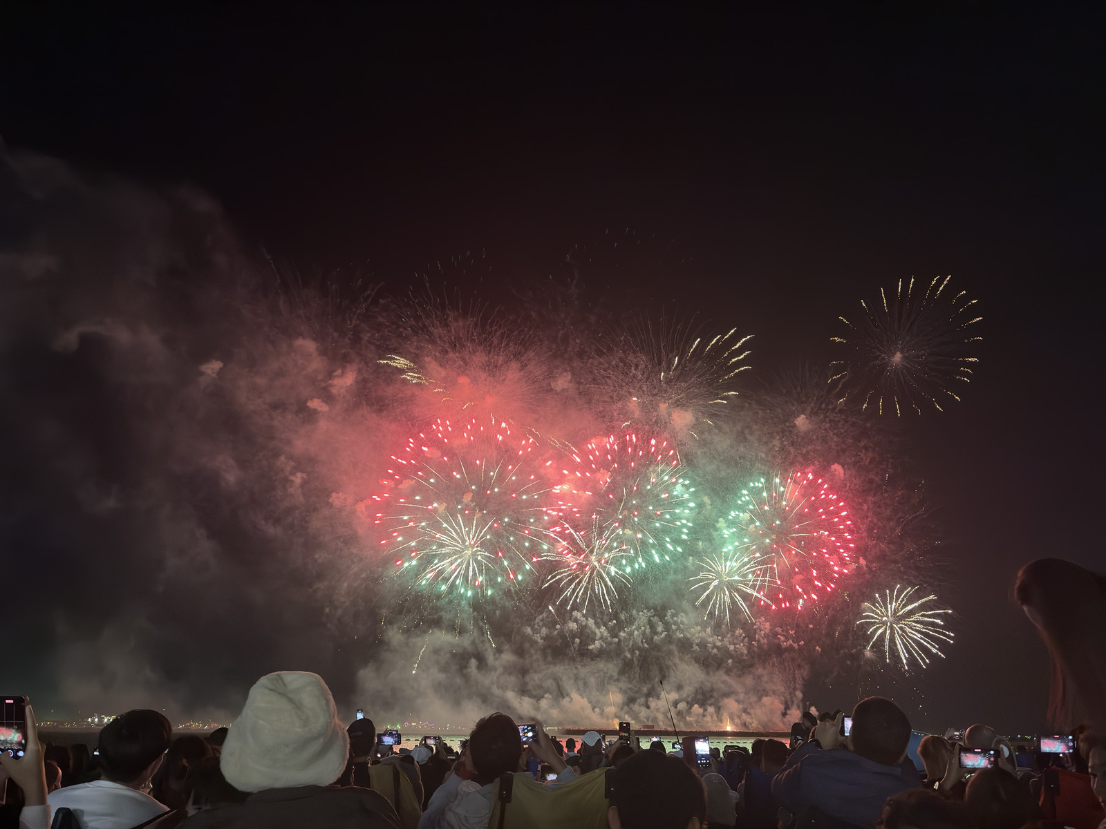Picture Thailand Pattaya pattaya firework festival 2025-12 35 - Journey pattaya firework festival