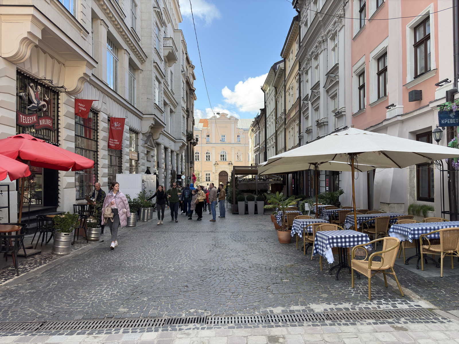Picture Ukraine Lviv 2024-10 578 - Road Lviv