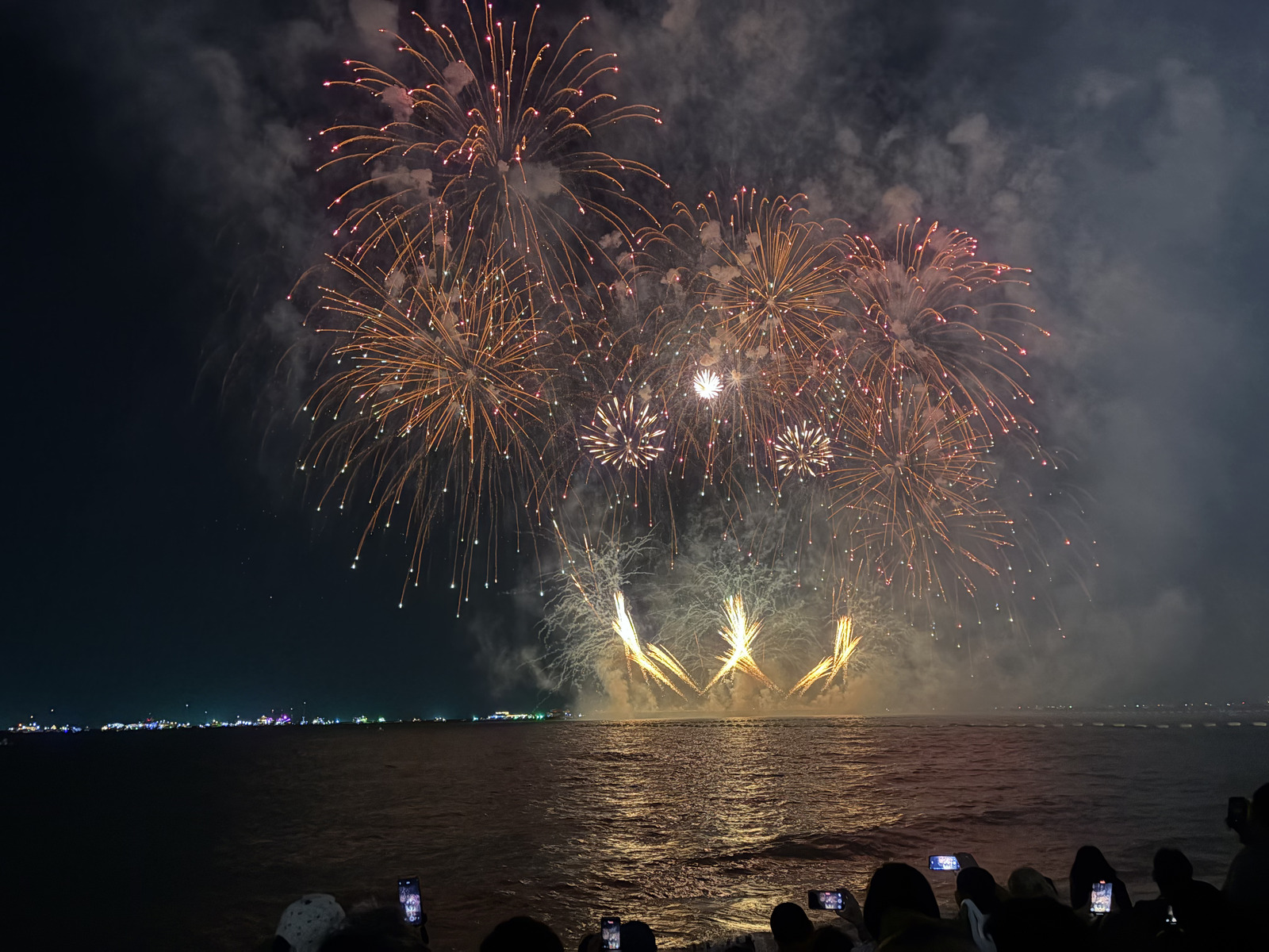 Picture Thailand Pattaya pattaya firework festival 2025-12 46 - Picture pattaya firework festival