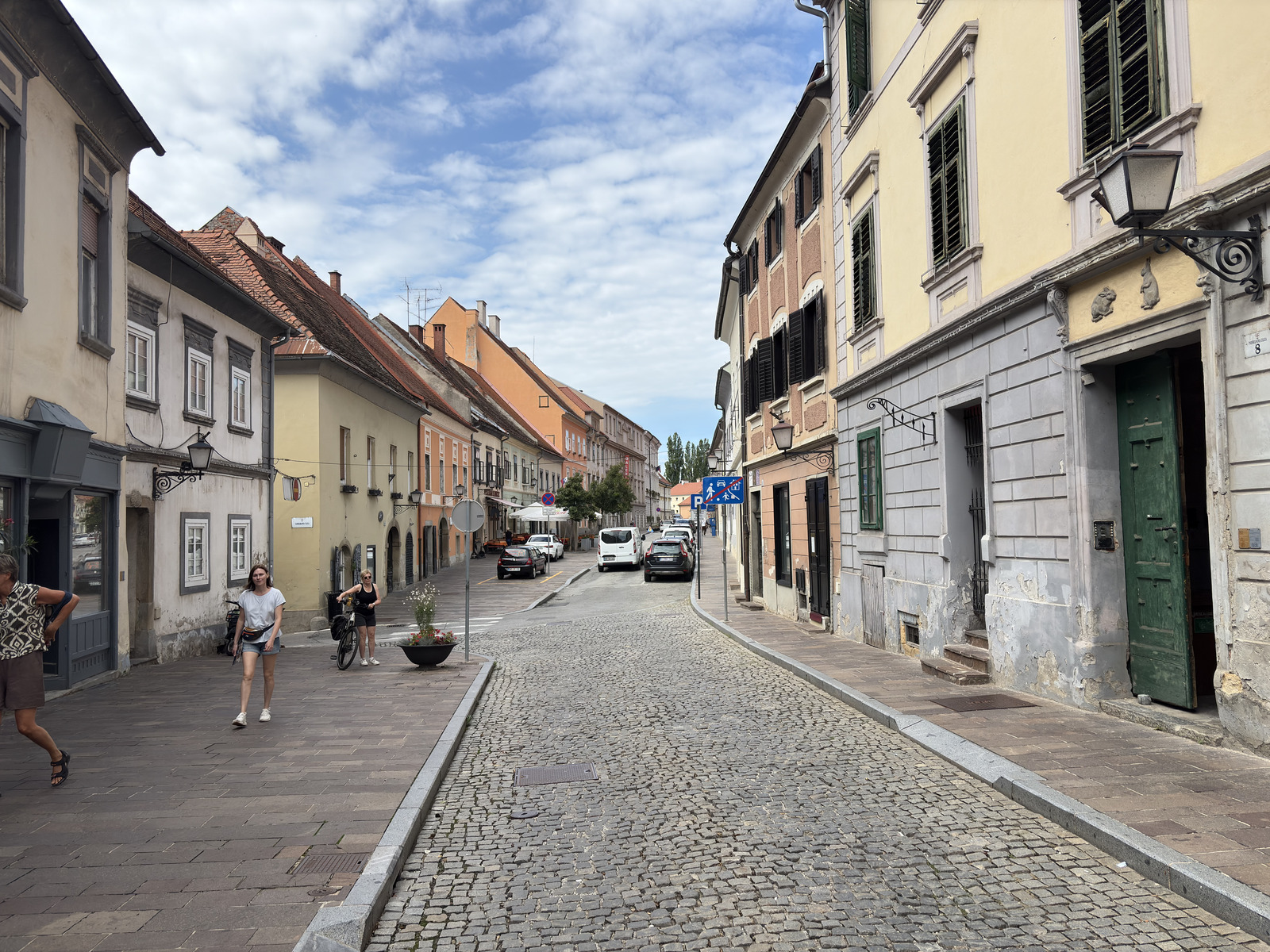 Picture Slovenia Ptuj 2025-09 30 - Perspective Ptuj