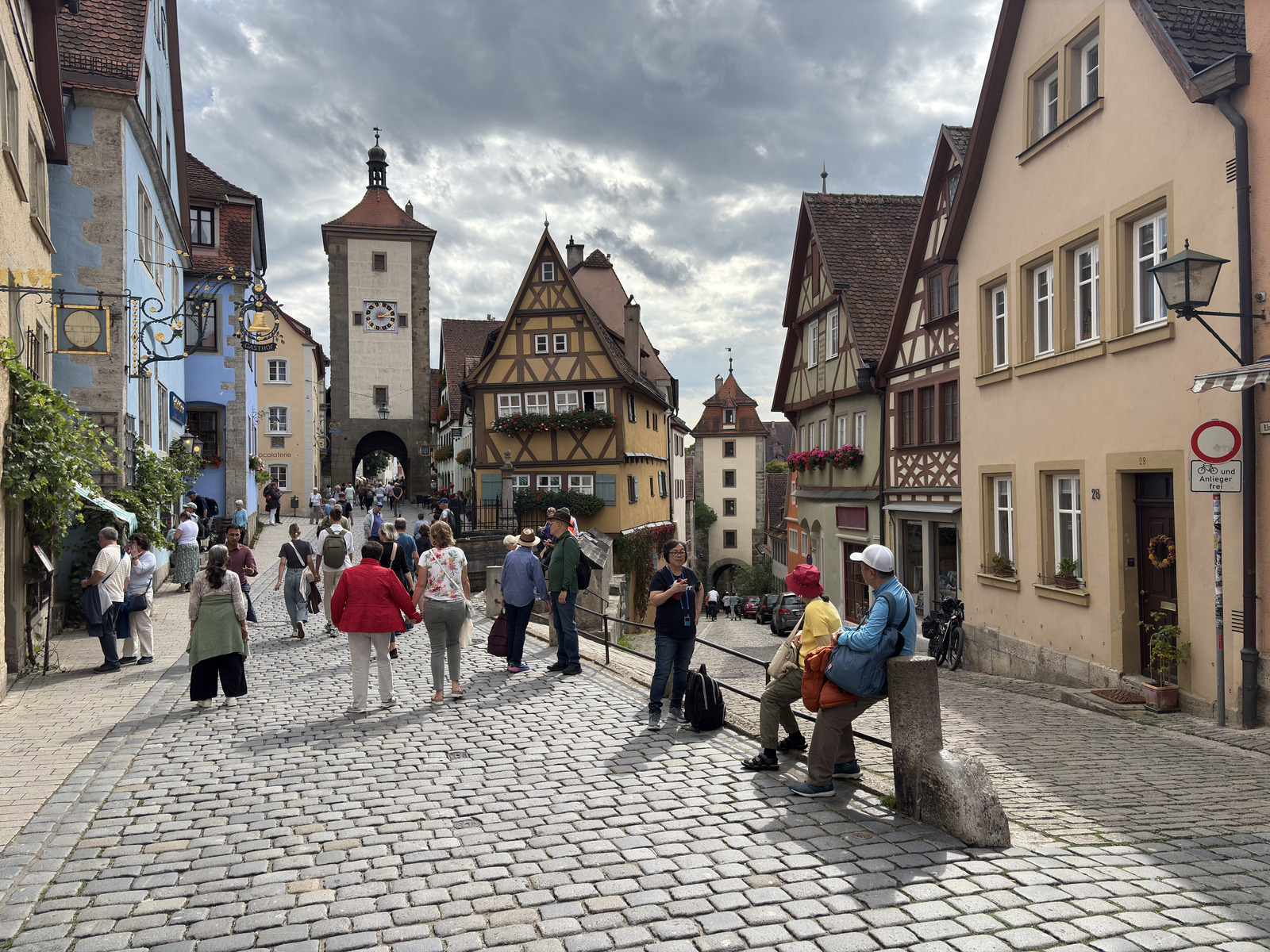 Picture Germany Rothenburg ob der Tauber⁩ 2025-09 212 - Tourist Rothenburg ob der Tauber⁩