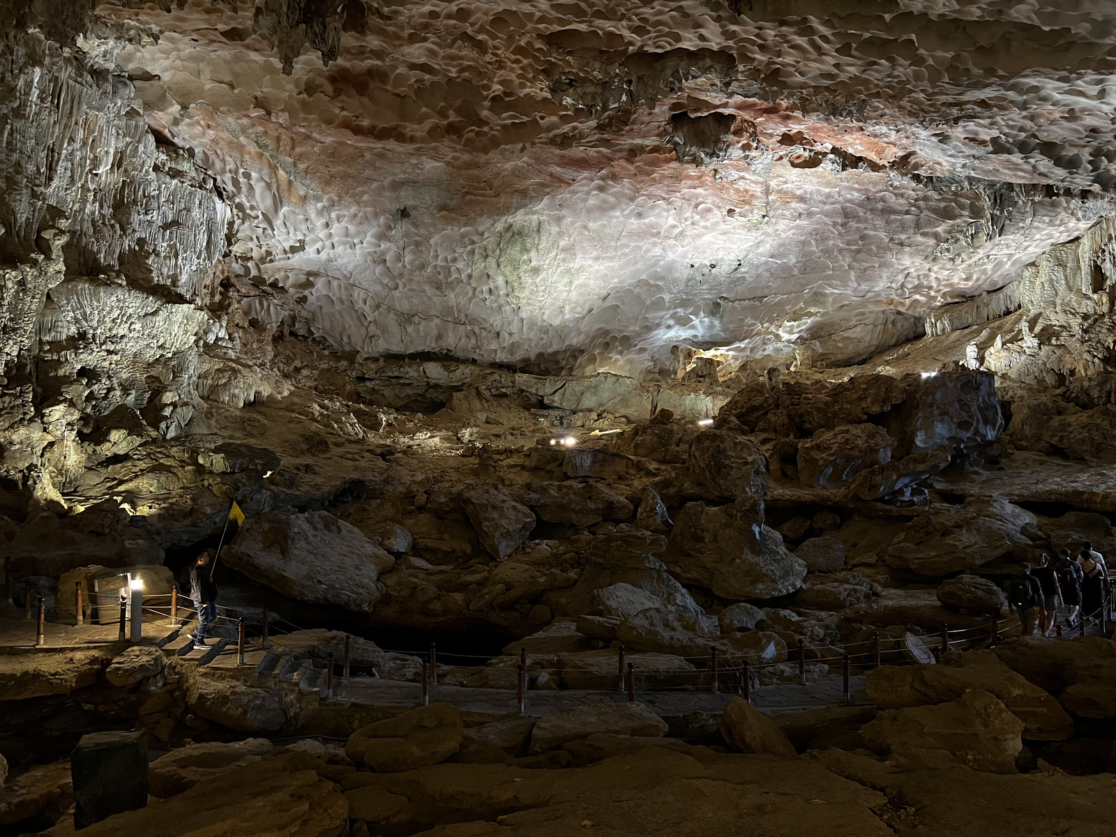Picture Vietnam Ha Long Bay Sung Sot Cave 2024-01 68 - Journey Sung Sot Cave