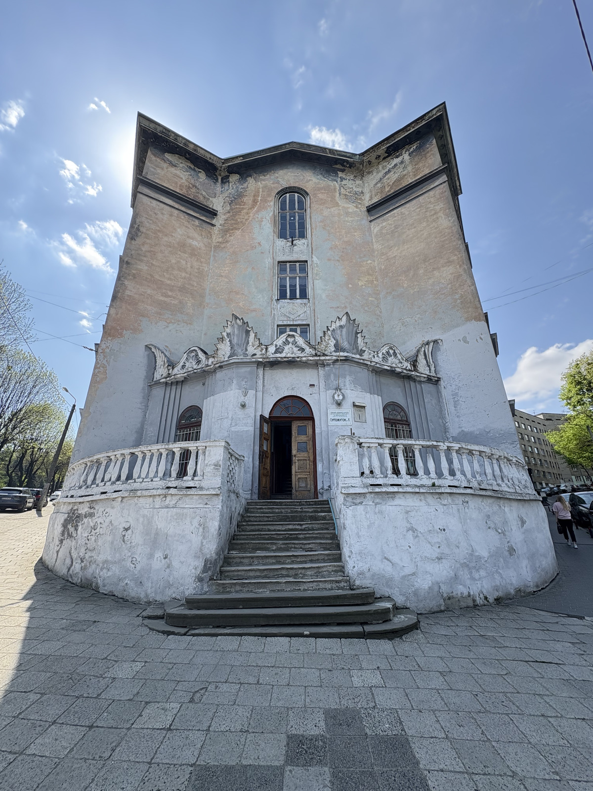 Picture Ukraine Lviv 2025-04 75 - Flight Lviv