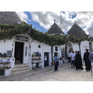 Picture Italy Alberobello 2024-09 70 - Sight Alberobello