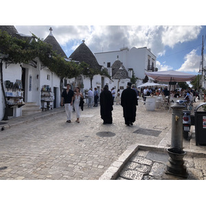 Picture Italy Alberobello 2024-09 60 - Road Alberobello