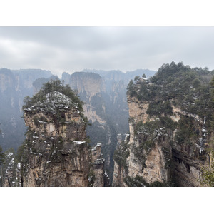 Picture China Zhangjiajie 2026-01 6 - Road Zhangjiajie