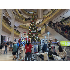 Picture Thailand Pattaya Fireworks 2024-12 49 - Shopping Mall Fireworks