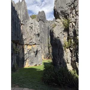 Picture China Shilin Stone Forest 2026-01 266 - Road Shilin Stone Forest