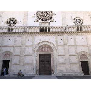 Picture Italy Assisi 2024-09 88 - Store Assisi