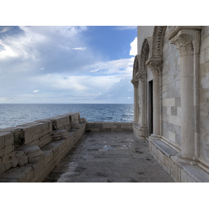 Picture Italy Trani 2024-09 49 - Shopping Mall Trani