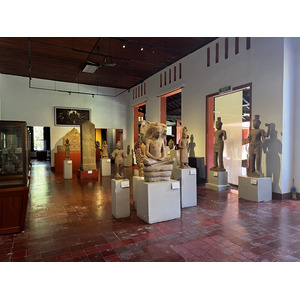 Picture Cambodia Phnom Penh Cambodia National Museum 2024-01 134 - Car Cambodia National Museum
