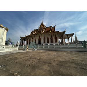 Picture Cambodia Phnom Penh Royal Palace 2024-01 12 - Shopping Mall Royal Palace