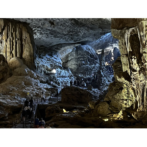 Picture Vietnam Ha Long Bay Sung Sot Cave 2024-01 24 - Randonee Sung Sot Cave