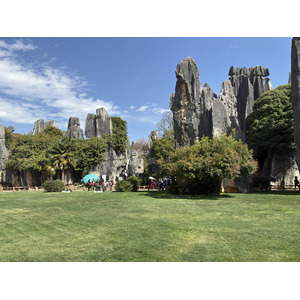 Picture China Shilin Stone Forest 2026-01 148 - Road Shilin Stone Forest