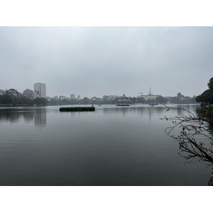 Picture Vietnam Hanoi Tay Lake 2024-01 20 - Tourist Tay Lake