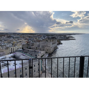 Picture Italy Trani 2024-09 110 - Perspective Trani
