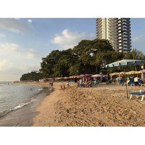 Picture Thailand Pattaya Dongtan beach 2025-12 19 - Sight Dongtan beach