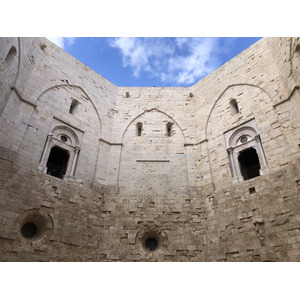 Picture Italy Castel del monte 2024-09 4 - Sight Castel del monte