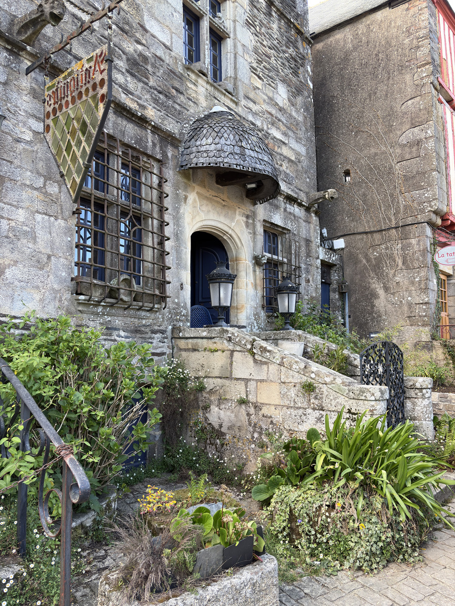 Picture France Rochefort en terre 2026-04 17
