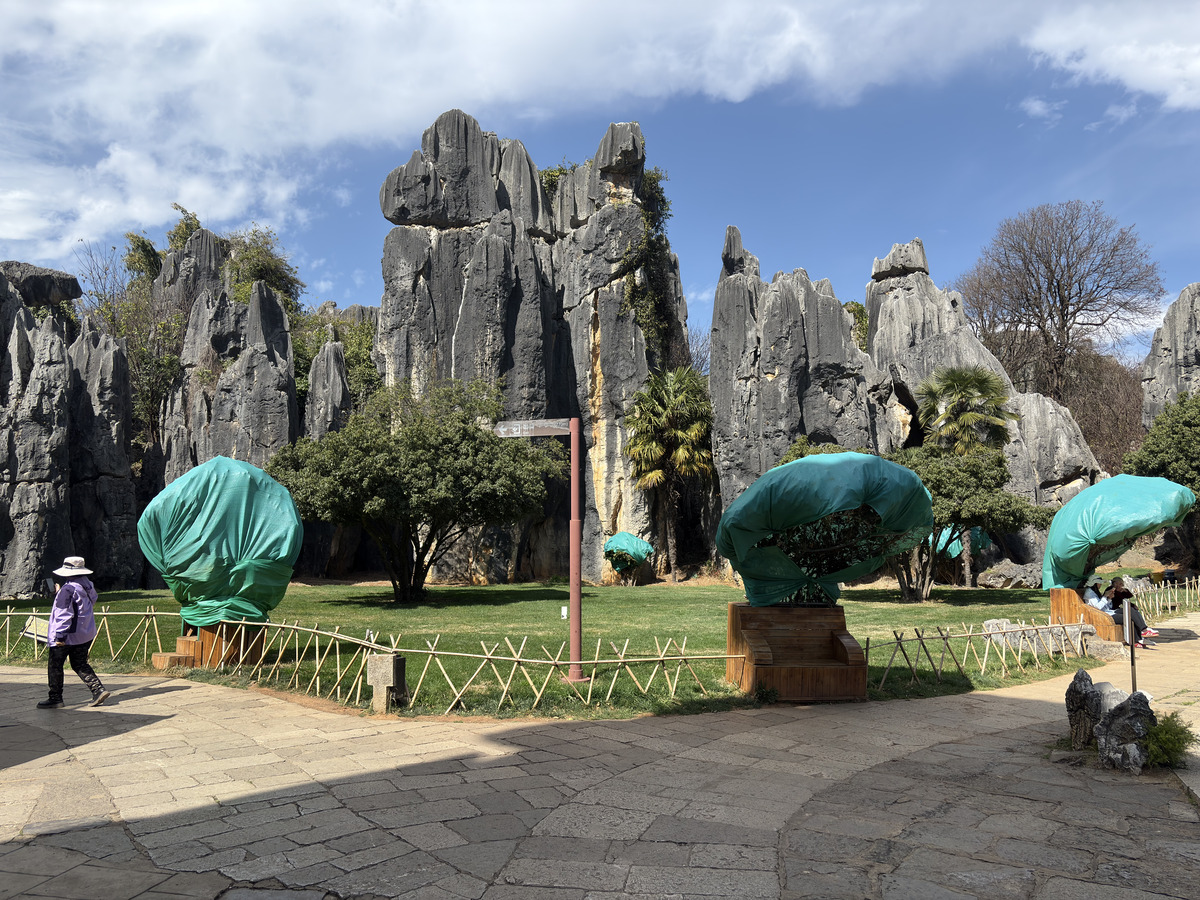 Picture China Shilin Stone Forest 2026-01 348 - Hotels Shilin Stone Forest