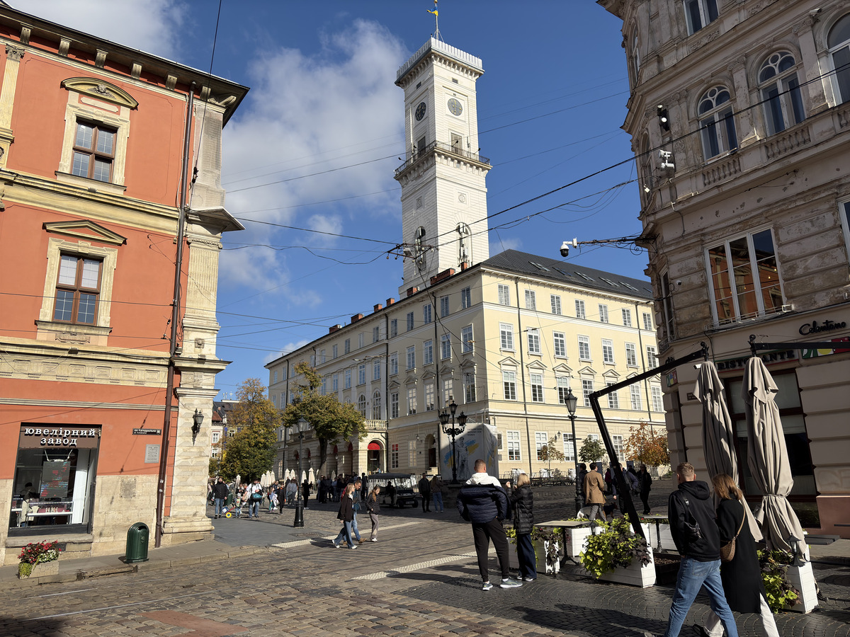 Picture Ukraine Lviv 2024-10 79 - Lakes Lviv
