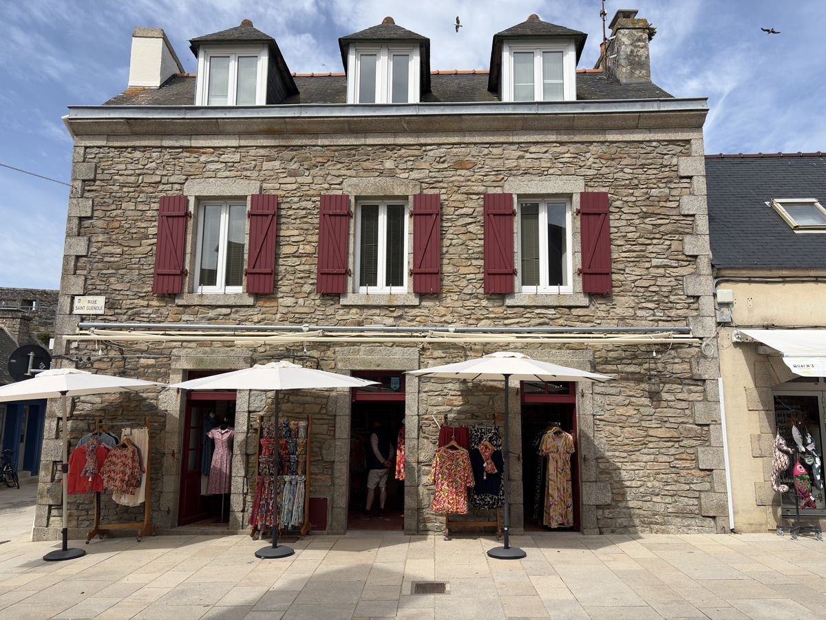 Picture France Concarneau Ville close 2026-04 9 - Walking Street Ville close