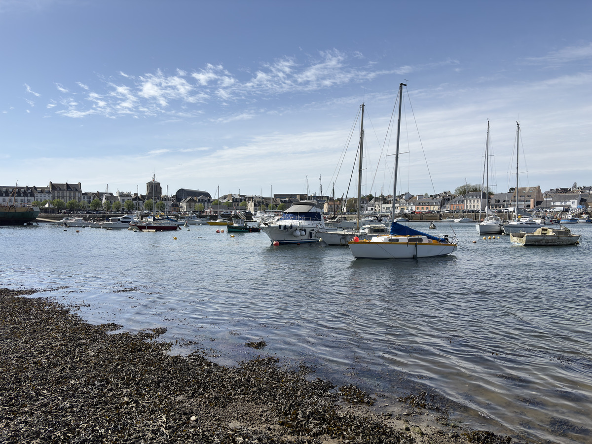 Picture France Concarneau Ville close 2026-04 115 - Night Ville close