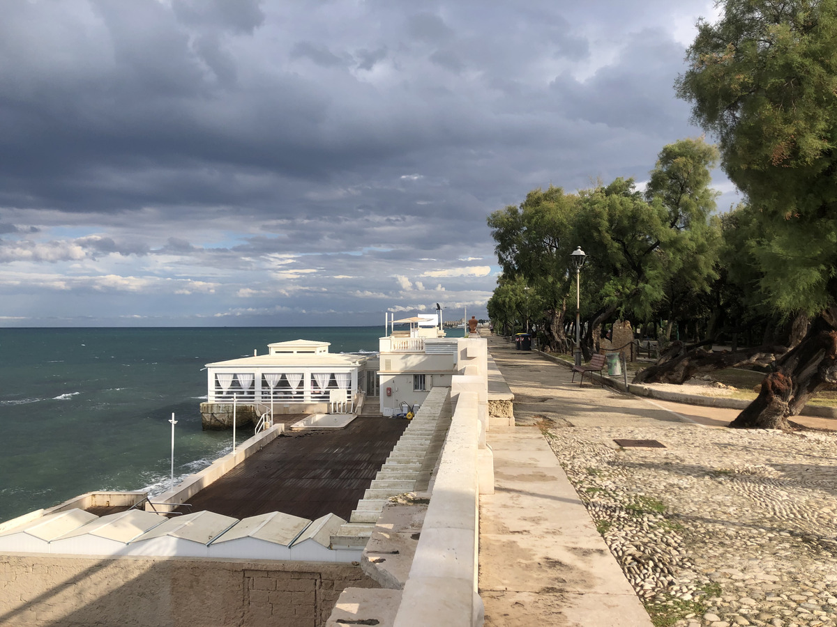 Picture Italy Trani 2024-09 118 - Rain Season Trani