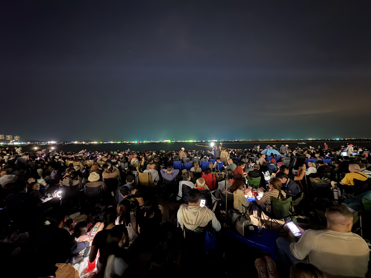 Picture Thailand Pattaya pattaya firework festival 2025-12 1 - Sunrise pattaya firework festival
