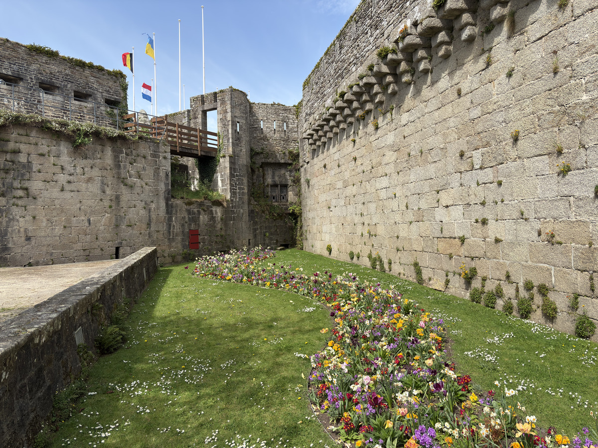 Picture France Concarneau Ville close 2026-04 13 - Street Ville close
