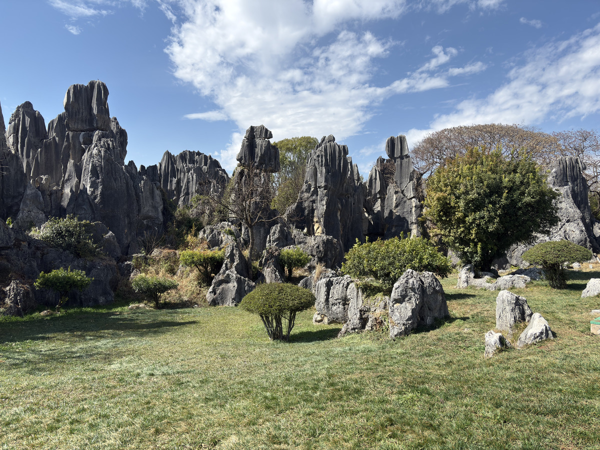 Picture China Shilin Stone Forest 2026-01 270 - Lake Shilin Stone Forest
