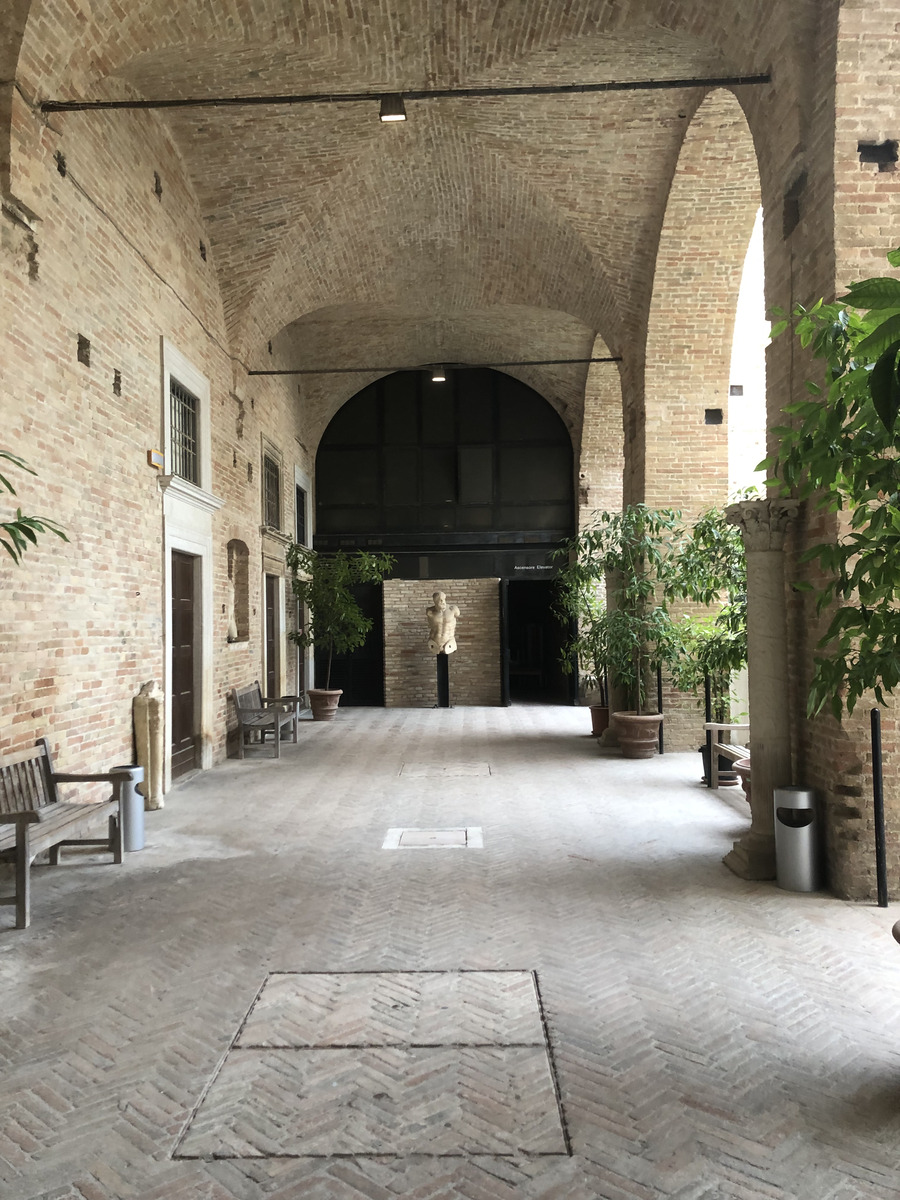 Picture Italy Urbino 2024-09 430 - Waterfalls Urbino