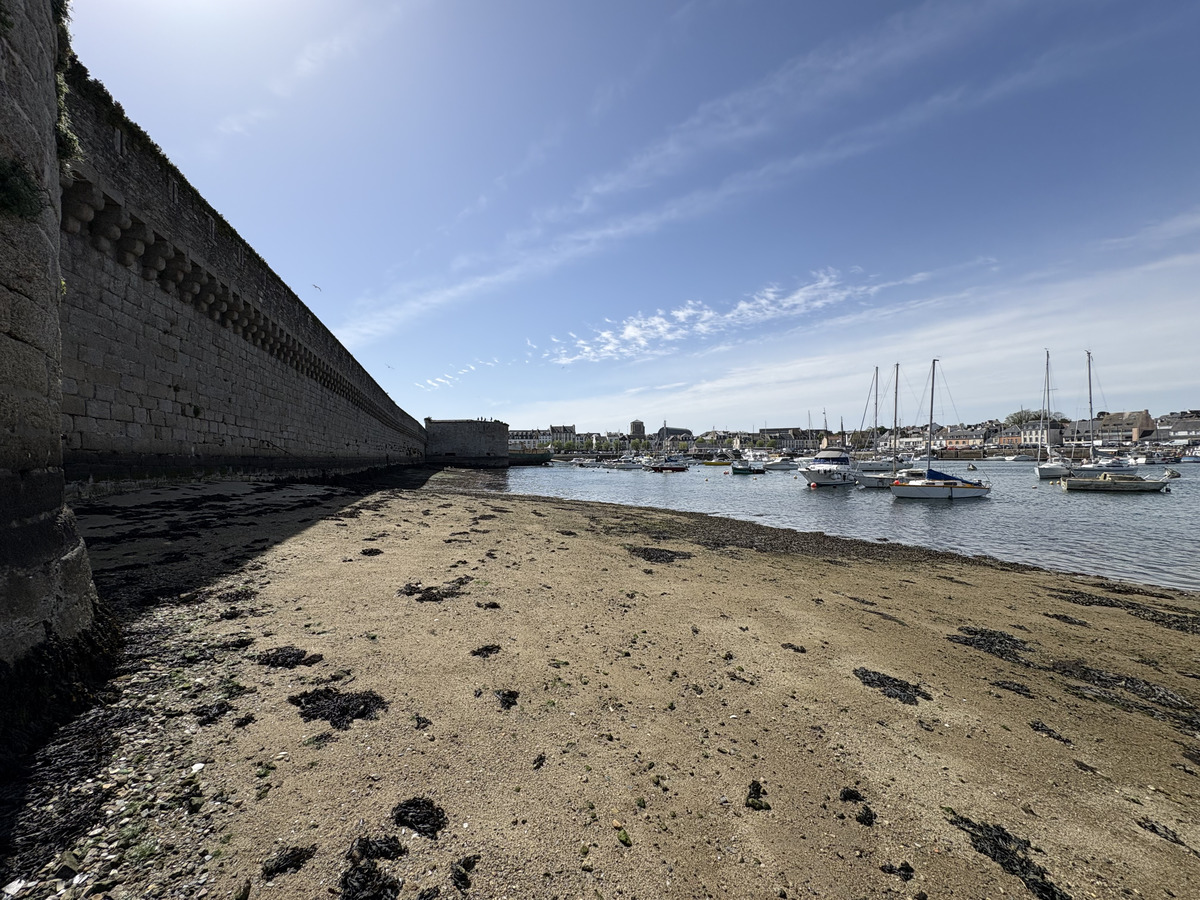 Picture France Concarneau Ville close 2026-04 94 - Rain Season Ville close